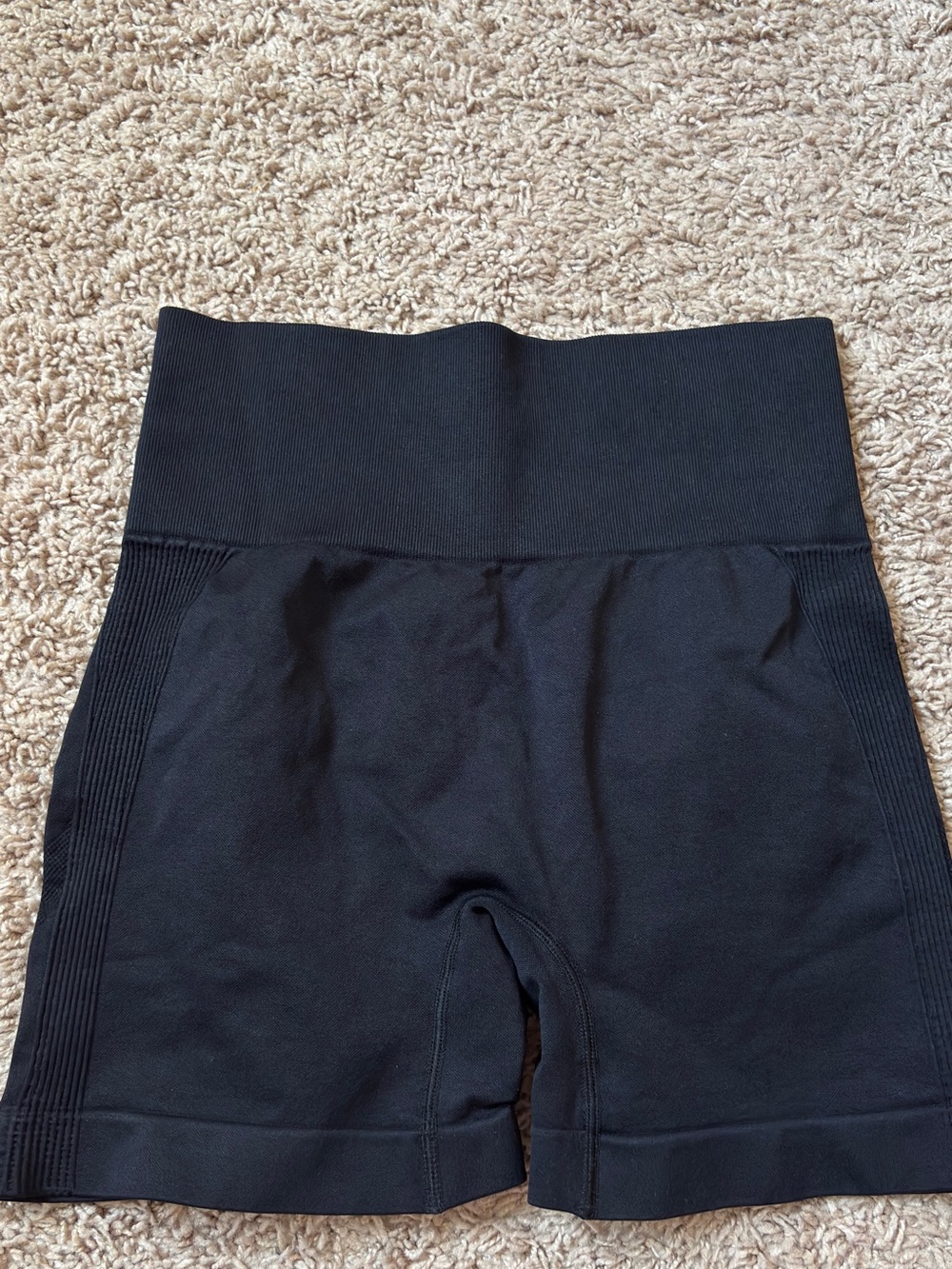 Black High-Waist Seamless Women's Shorts